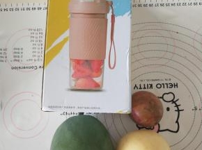 材料备齐，没有雪梨也可以用黄冠梨。