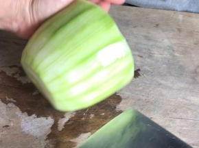 打少许花刀