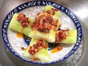 放入开水锅中蒸10分钟