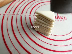 然后一片片叠起来