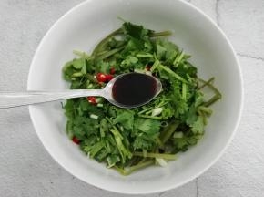 再加入醋