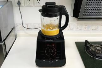 启动破壁机搅打功能。