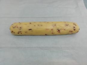 借助油纸整理成长条形