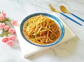 既是饭又是菜。