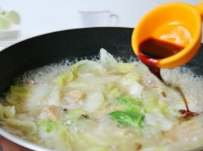 淋入味极鲜酱油