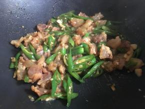 大火收汁装盘即可；