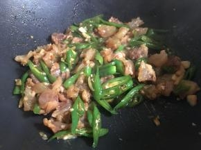 大火收汁装盘即可；