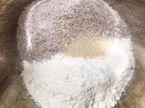 加入酵母