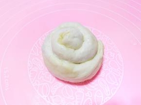 卷起压扁。