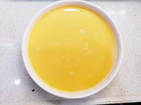 用滤网过滤一遍