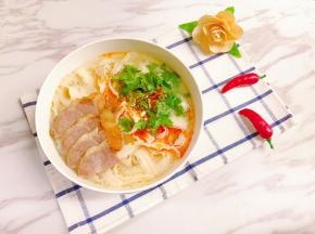 简易又快手的牛肉刀削面完成