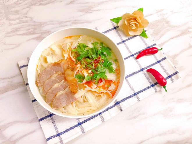 非正宗版兰州牛肉刀削面