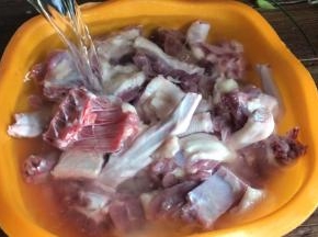 自己回家清洗干净