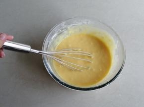 拌均匀，成稀糊状