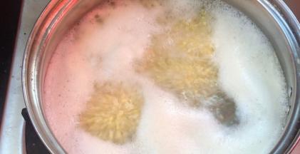 转小火熬煮20分钟