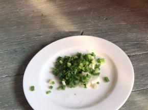 备好葱花
