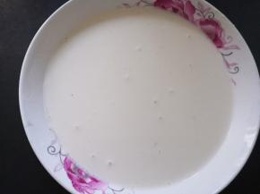 麻薯原料除黄油外混合均匀