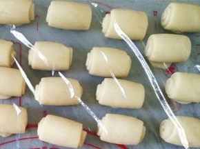 盖保鲜膜静置15分钟