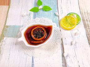 收至稍微浓稠关火（不要收的太干，凉透后还会再浓稠一些的）装在消好毒的无油无水瓶子里，等凉透后放入冰箱冷藏保存