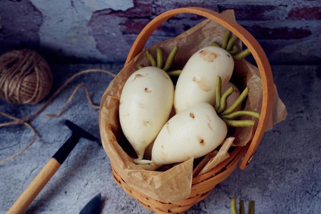 象形白萝卜馒头