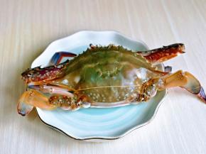 蟹建议买活的，味道鲜美，吃的放心。