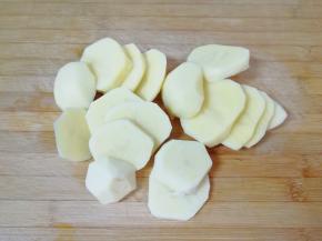 切成厚一点的片。