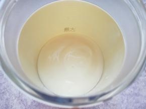 加入酸奶。