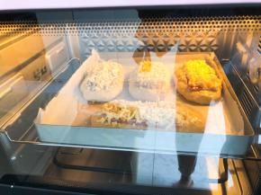 放入预热好的烤箱中层170度20分钟