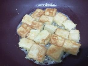 两面煎成金黄即可