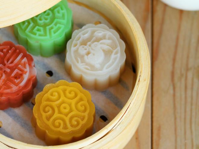 只有热着才好吃的蒸金沙奶黄月饼