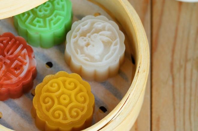只有热着才好吃的蒸金沙奶黄月饼