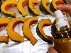 喷上一层橄榄油