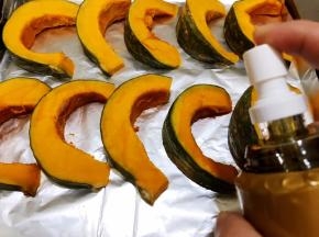 喷上一层橄榄油