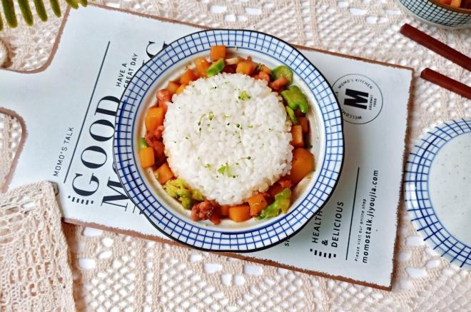 家常黄焖鸡米饭