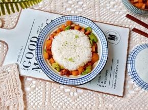 汤汁浓郁鲜美无比，拌饭是最好不过了！