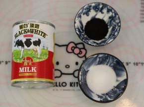 开始制作奶茶：将所有奶茶需要的材料准备好。