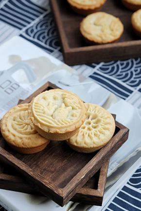 蛋烧月饼成品图