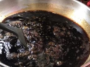 转小火慢慢的不停搅拌