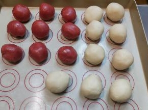 牛奶馅每份25克。