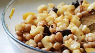 拌匀，冷藏后更入味