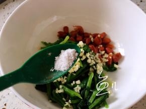 放入食盐