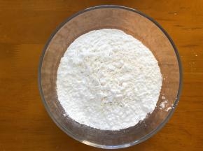 将粉类全部过筛