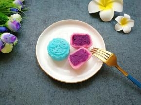 切开看看里面，好看又好吃。