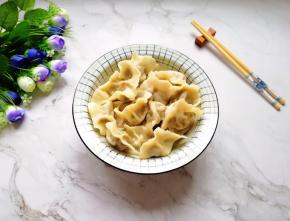 配上自己喜欢的蘸料。