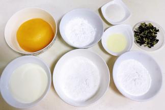 准备好需要的食材。