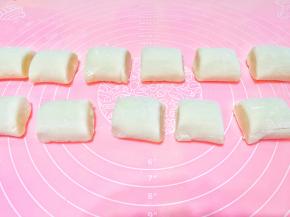 分成30g左右的小剂子。