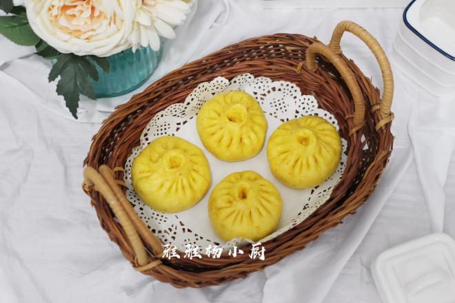 胡萝卜粉丝酸菜肉末包子