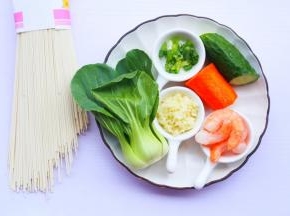 准备好所有食材。