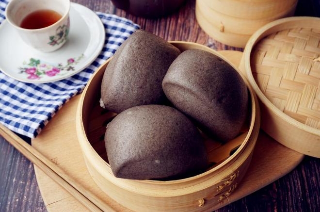 黑芝麻褐麦馒头