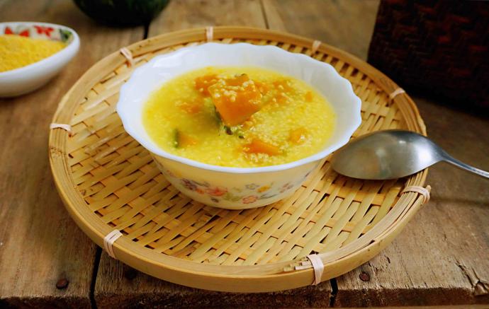 秋季养生小米南瓜粥